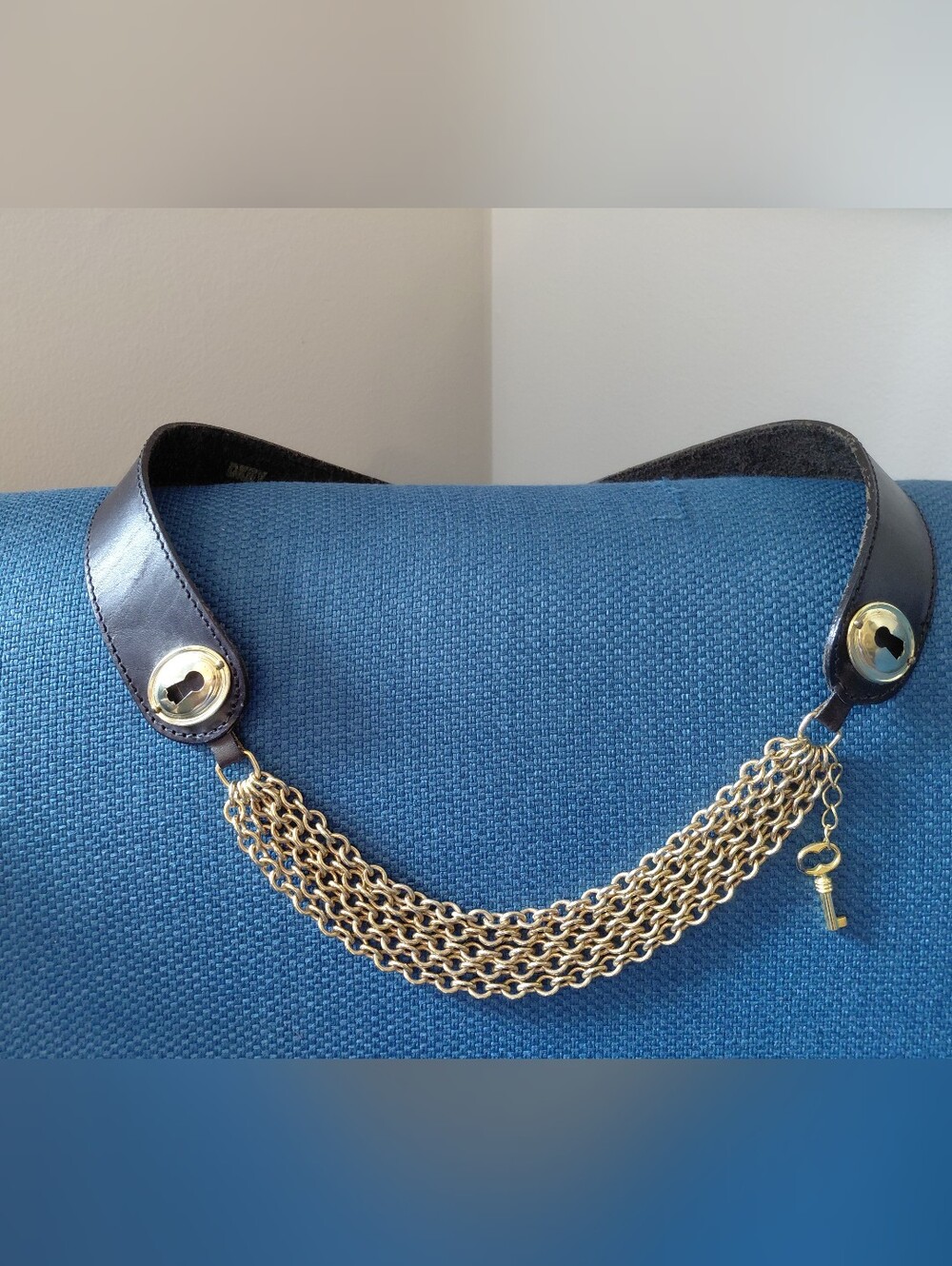 Vintage DKNY Gold Multi Strand Black Leather Belt